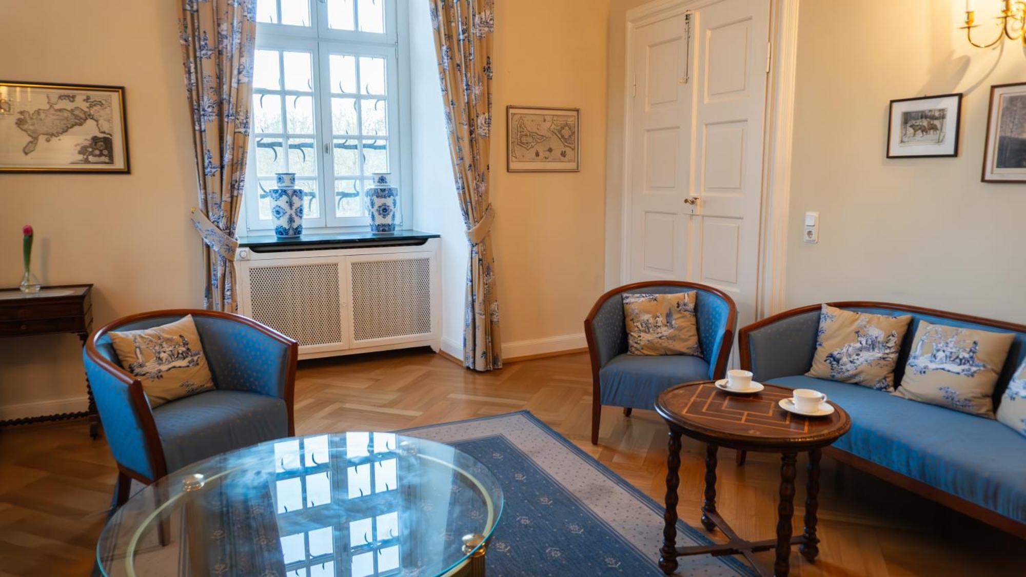 Hotel Schloss Hoehnscheid Бад-Арользен Экстерьер фото