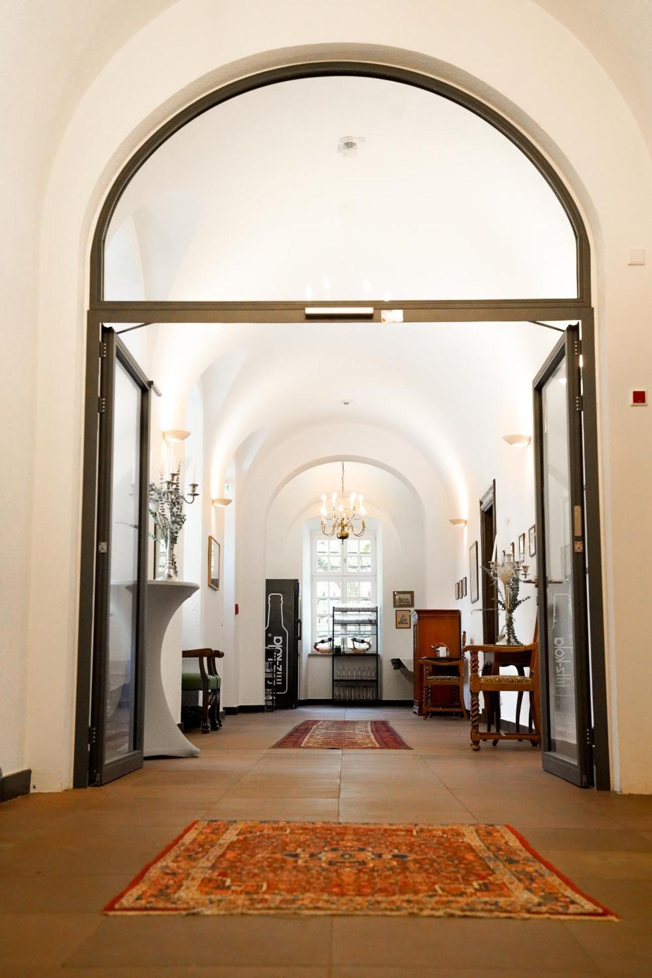Hotel Schloss Hoehnscheid Бад-Арользен Экстерьер фото