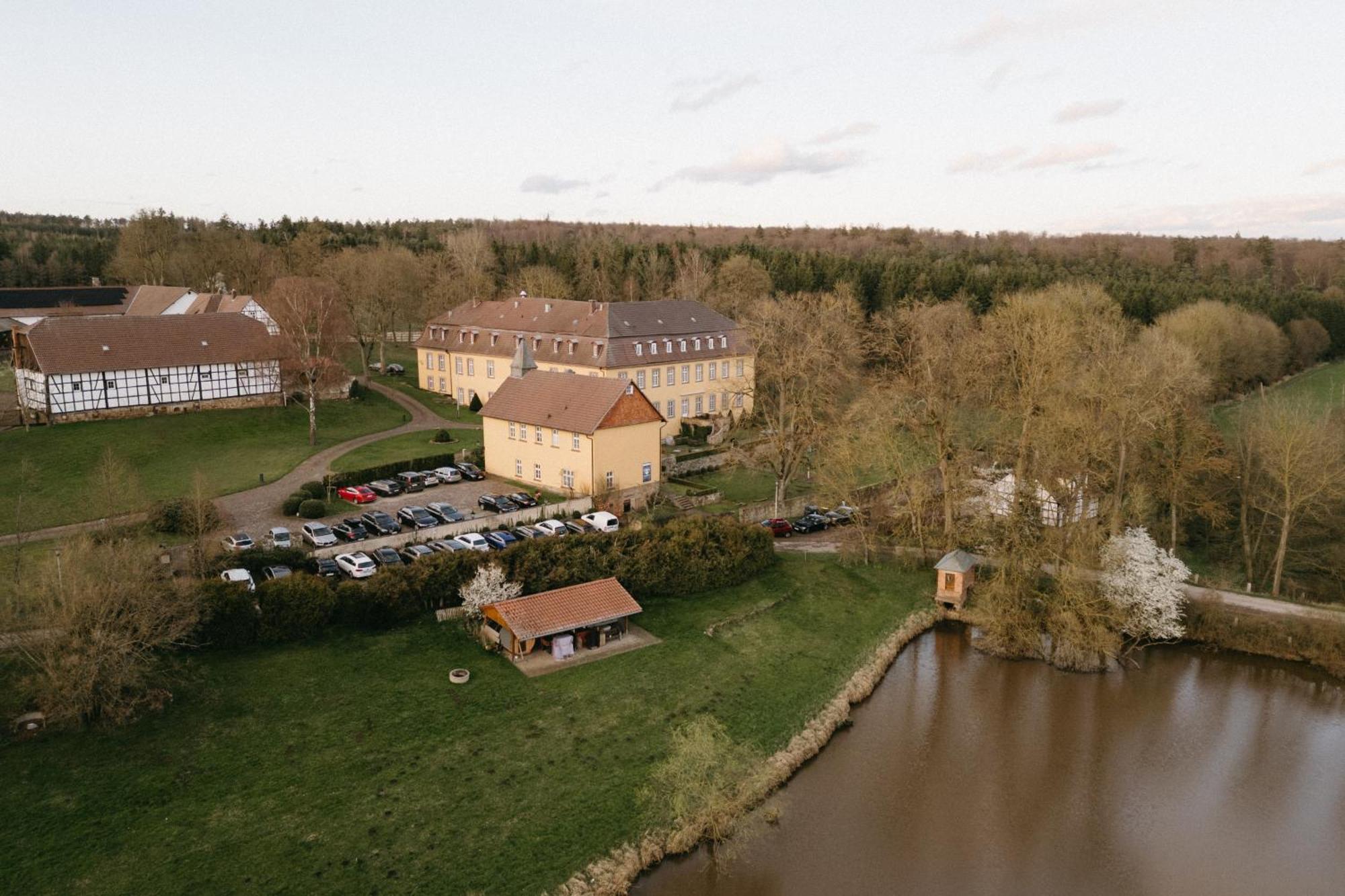 Hotel Schloss Hoehnscheid Бад-Арользен Экстерьер фото